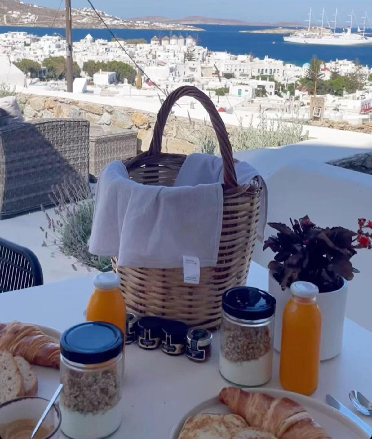 The View Of Mykonos Lejlighed Mykonos Town Eksteriør billede